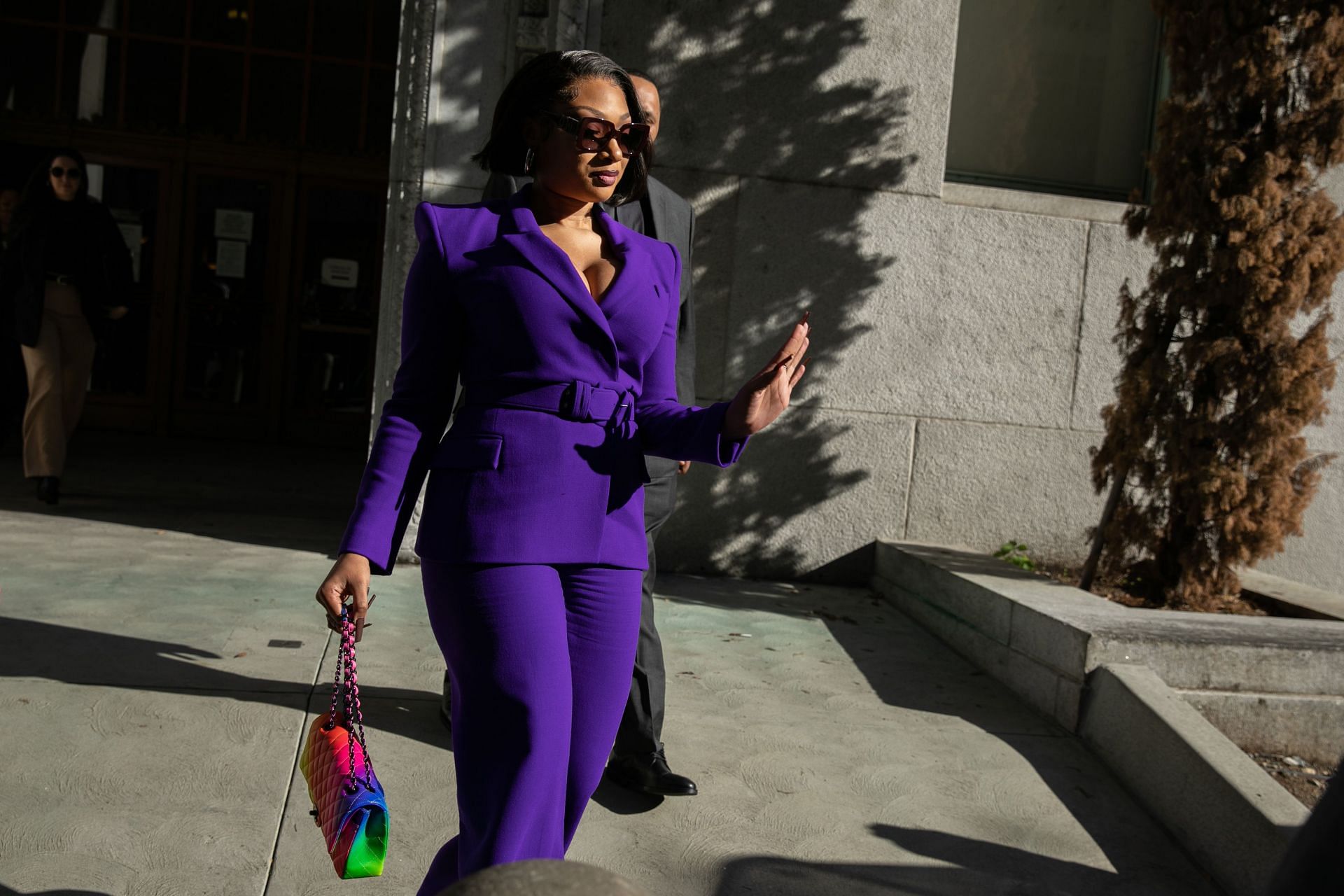 Megan Thee Stallion, whose legal name is Megan Pete, arrives at court to testify in the trial of Rapper Tory Lanez for allegedly shooting her (Image via Getty)